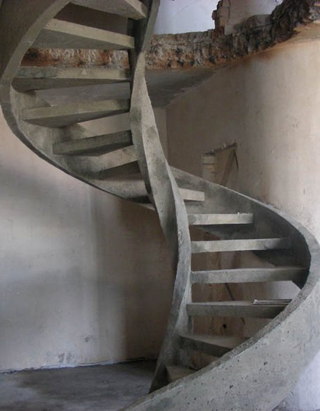 Как залить лестницу из бетона